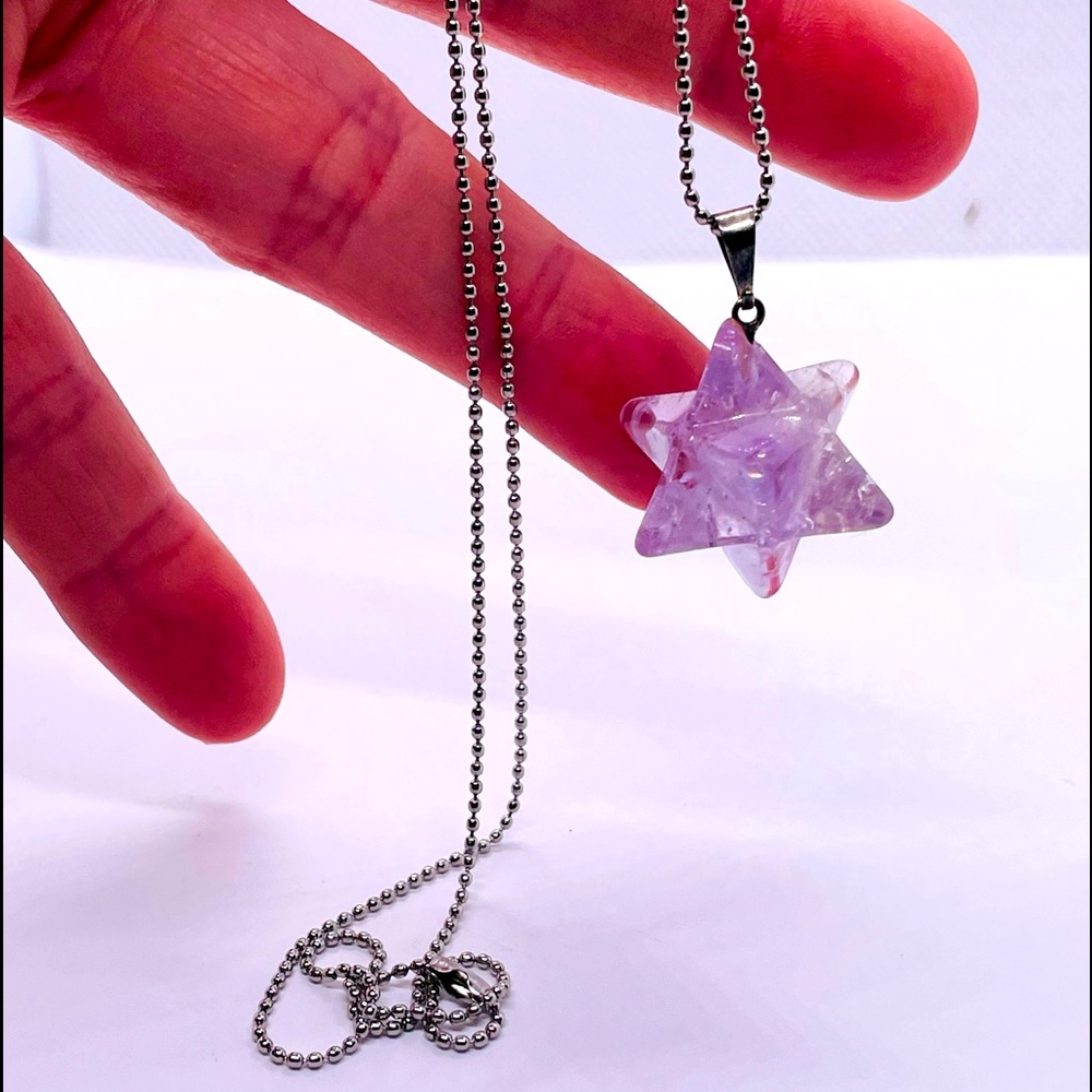 Unique Carved Purple Quartz Stone Star 1” charm 20” silver tone necklace